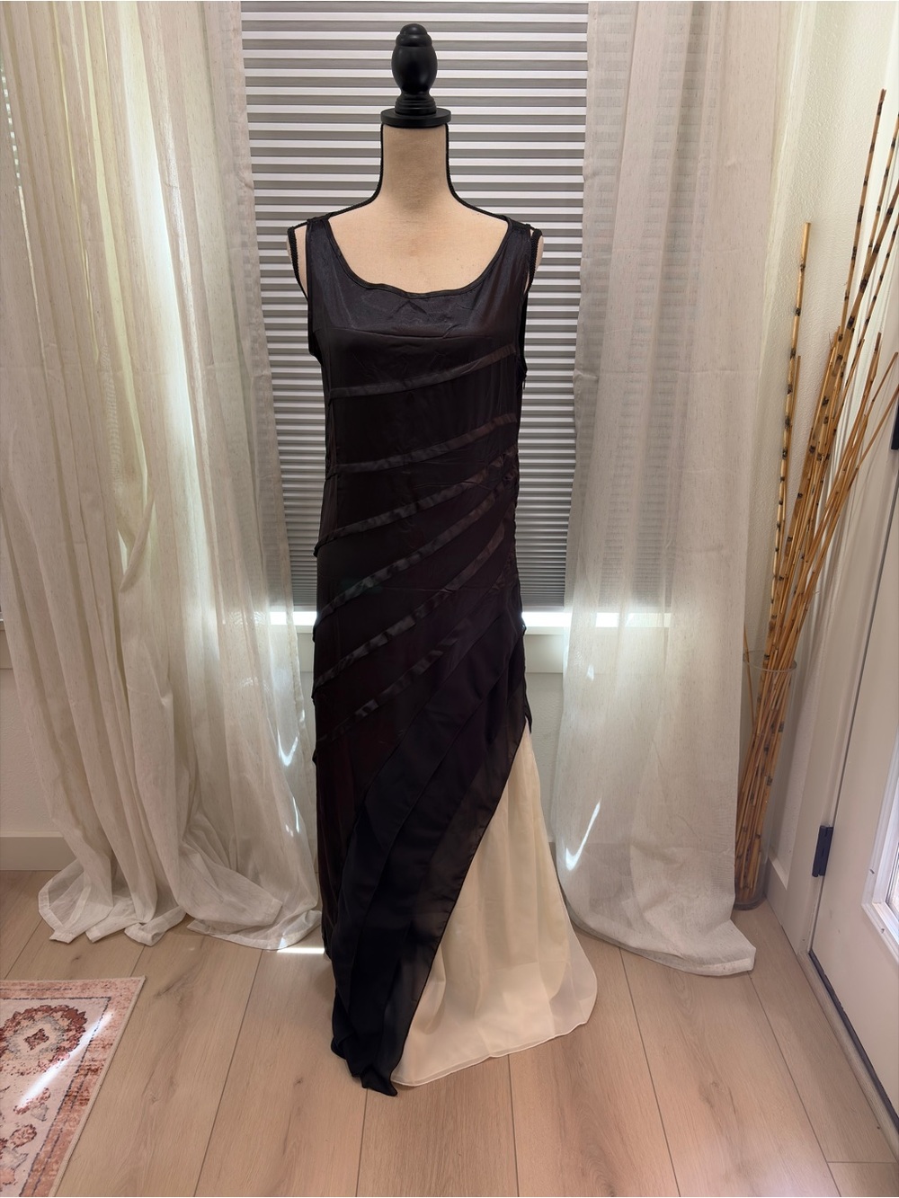 Sleeveless Black and Cream Layered Evening Dress